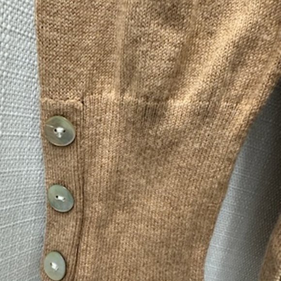 Jillian Nicole Women's Button Front Cardigan size Medium NWT - Picture 2 of 11